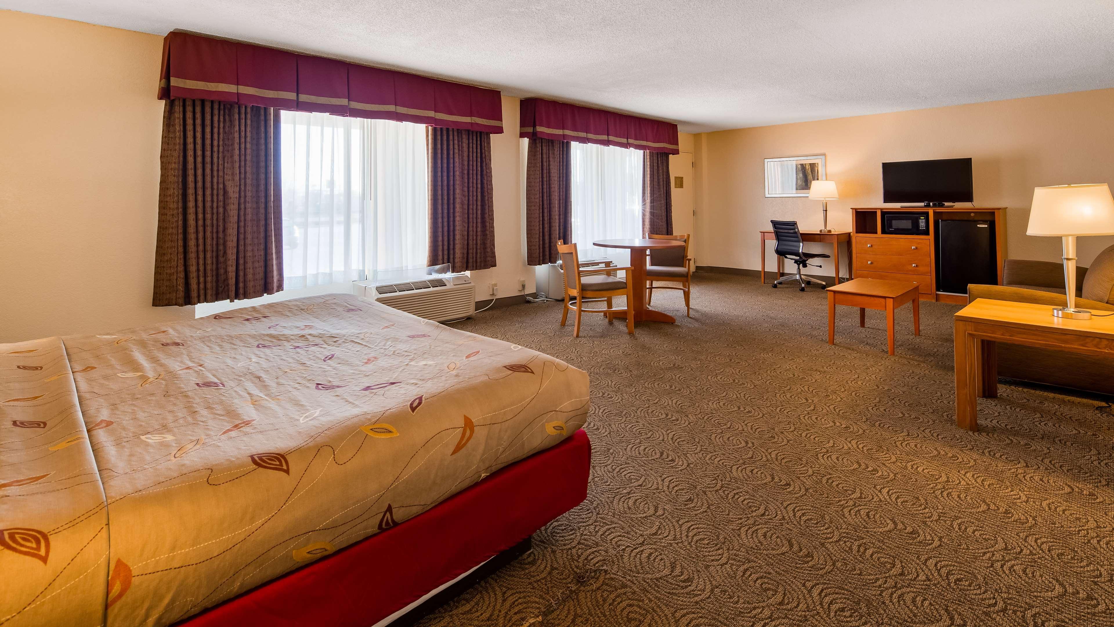 Best Western Thunderbird Motel Куквилл Экстерьер фото