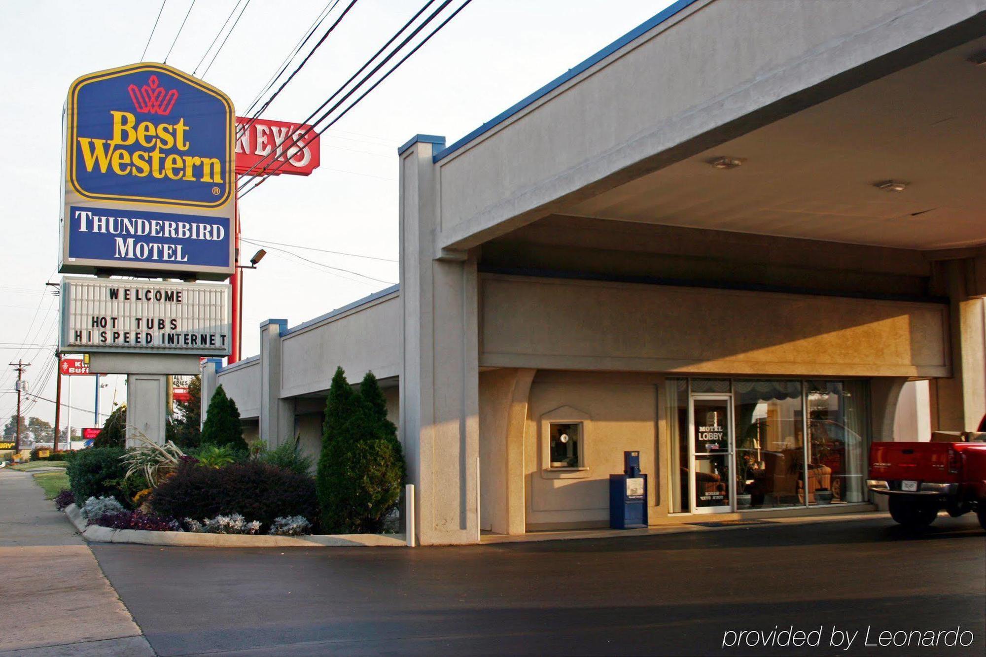 Best Western Thunderbird Motel Куквилл Экстерьер фото